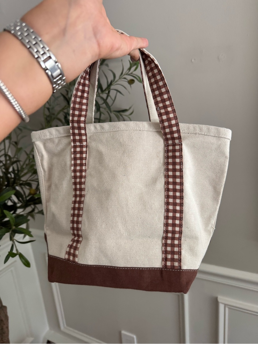 Made in India Dachshund Beaded Tote - Picture 5 of 8